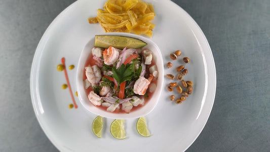 Traditionelles peruanisches Gericht Ceviche