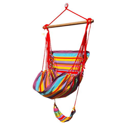 Hängestuhl Fiesta in bunten Streifen aus Baumwolle, mit Holzstrebe und Seilaufhängung – ideal für Garten oder Balkon