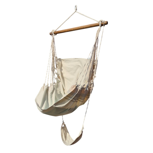 Hängestuhl Paz in mehrfarbigen Creme-Streifen aus Baumwolle, mit Holzstrebe und Seilaufhängung – ideal für Garten oder Balkon